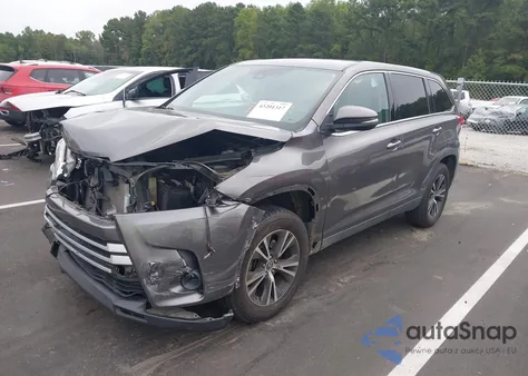 2019 Toyota Highlander Le z USA, uszkodzony, nr VIN 5TDZARFH5KS051516